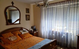 Ag EUROPA vinde ap. 4 cam. in Micro 16 la etajul 3 FINISAT si MOBILAT. - Poză 1