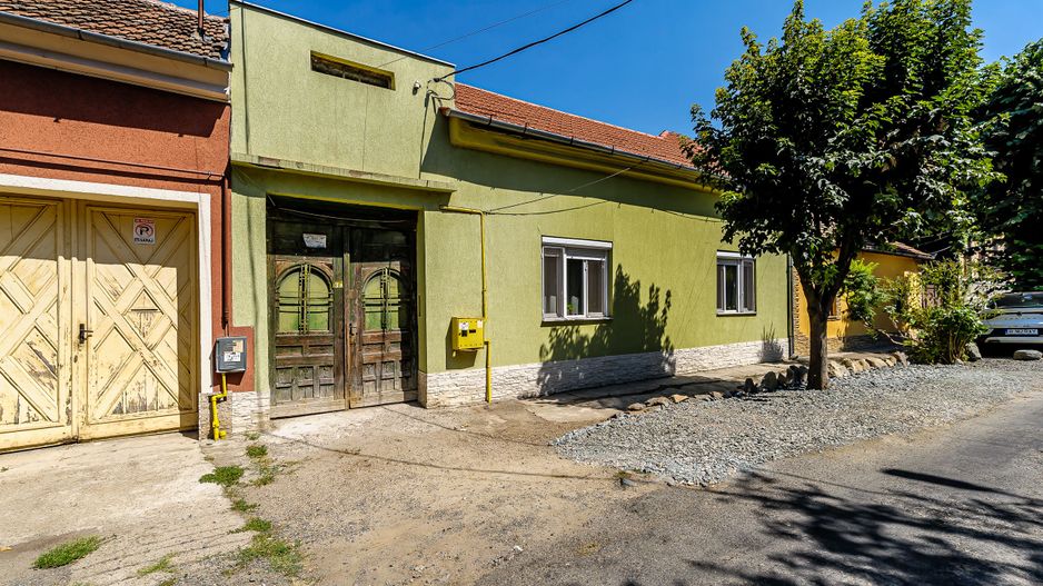 REZERVAT!Apartament 2 camere spatios la casa individuala zona centrala - Poză 11