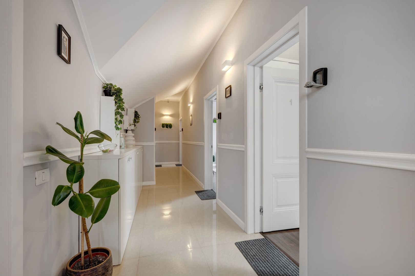 Vindem Afacerea ! Mini Hotel + Cafenea/ Restaurant ! Parcul Carol ! - Poză 43