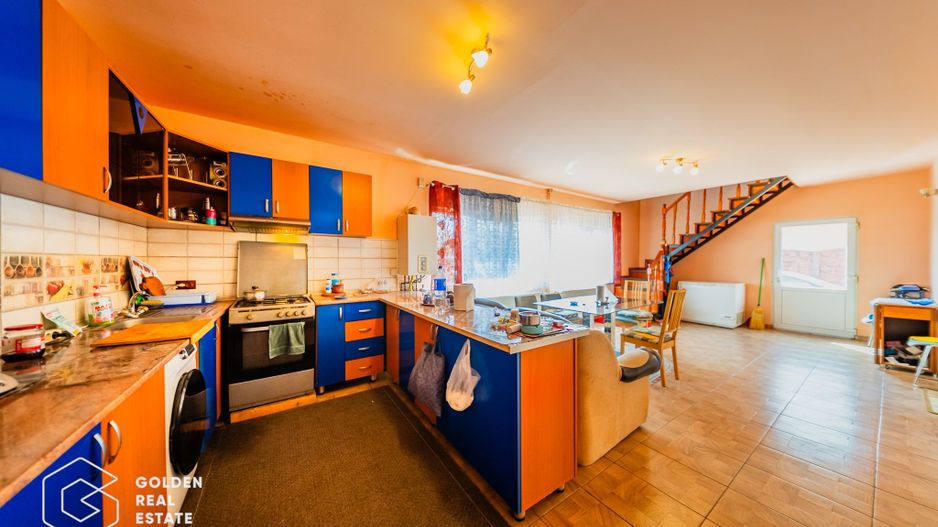 Casa P+M, teren în suprafata de 500 mp, Utvin - Poză 15