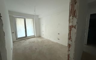 Apartament 4 Camere de Vanzare - Poză 7
