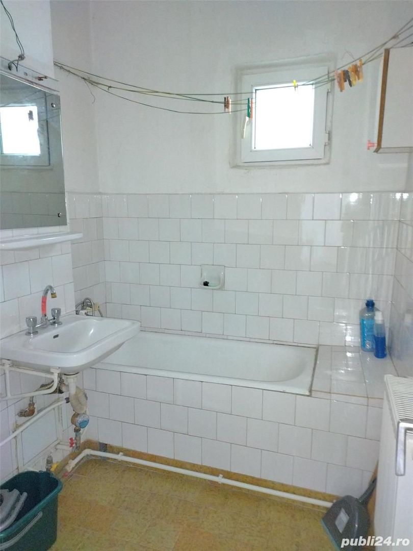 Vând apartament doua camere Micro 18 - Poză 2
