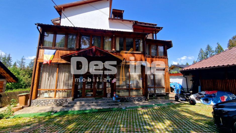 Pensiune de vânzare I Predeal | Teren 600 mp | 14 dormitoare I 12 bai - Poză 1