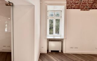 Spatiu birou in cladire istorica restaurata - Poză 7