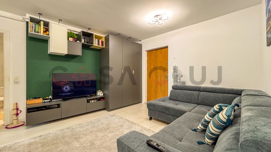 Apartament La Cheie in Seasons - Parcare Subterana - Poză 3