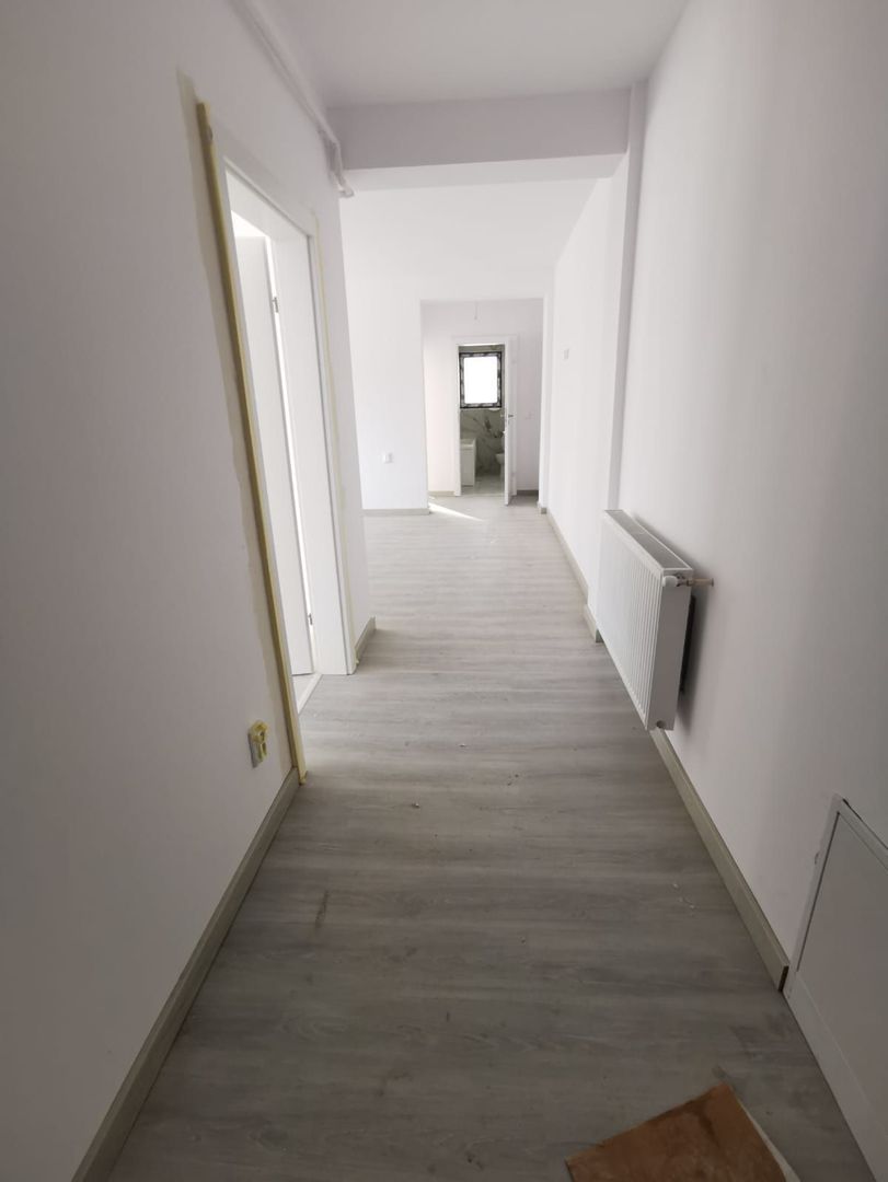 Apartament INTABUALT 3 camere SD 65 mp Bucium Visan 105000 euro - Poză 4