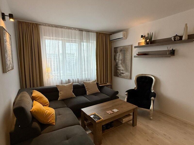 AP. 3 CAMERE BRANCOVEANU, BLOC REABILITAT,  MOBILAT/UTILI MODERN - Poză 1