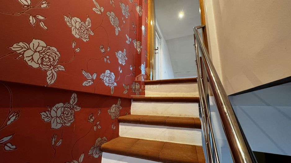 APARTAMENT CAMPULUNG TIP PENTHOUSE, 5 CAMERE GRUI - Poză 37