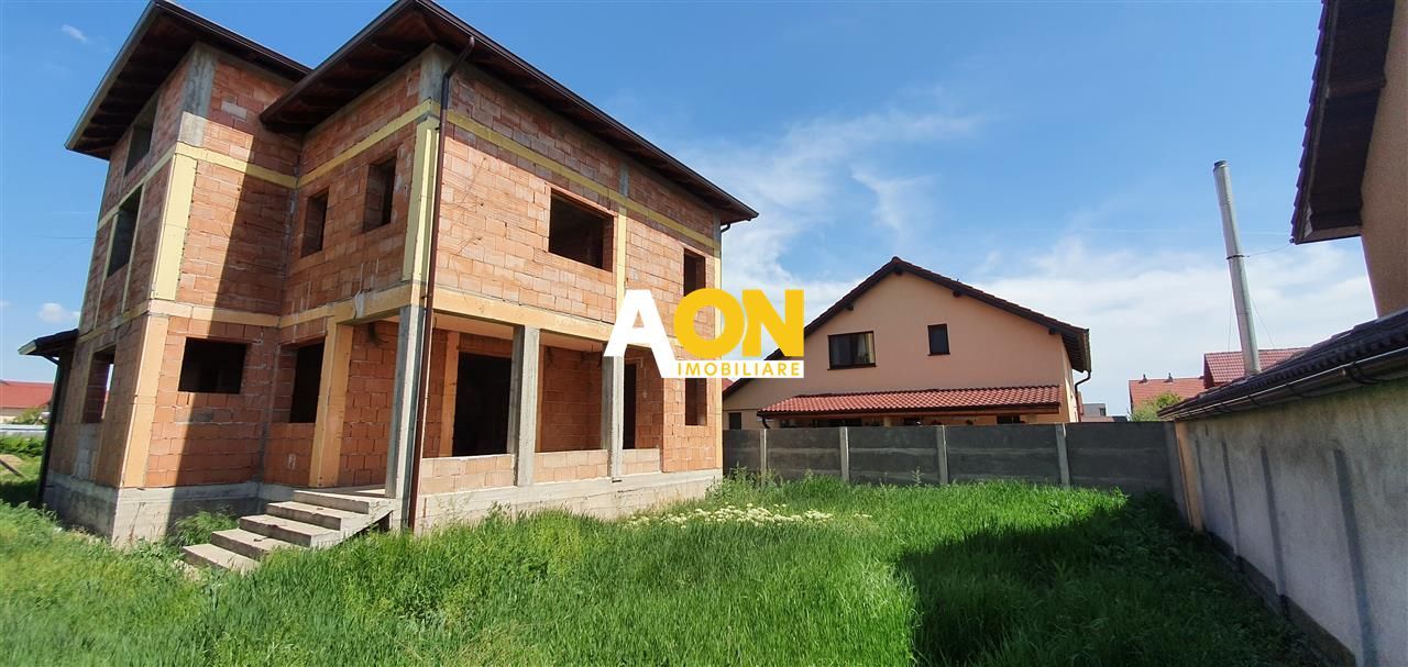 Casa la rosu cu toate utilitatile, zona Alba Micesti - Poză 2