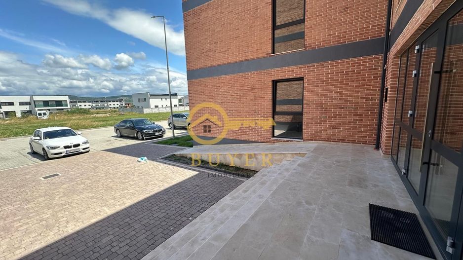 Apartament modern cu 2 camere in Selimbar- Balcon si loc de parcare - Poză 13