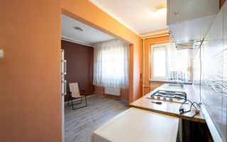 Apartament cu 2 camere Razboieni - Poză 4
