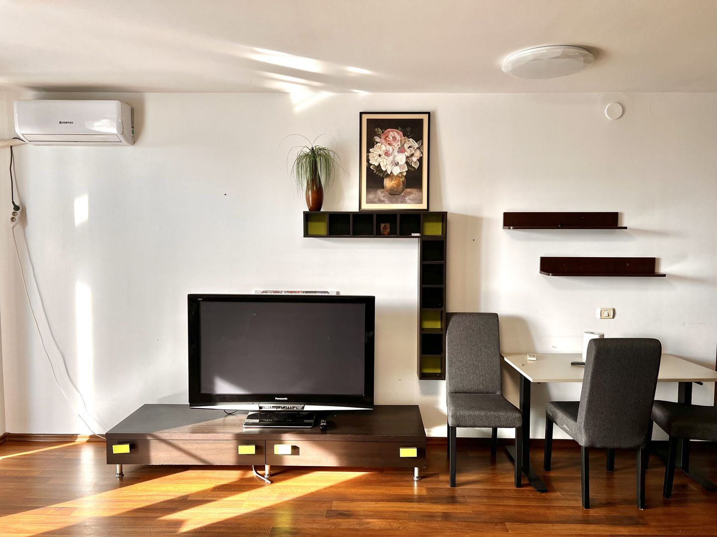 Apartament 2 camere Coralia Campusul Universitar - Satul de vacanta - Poză 2