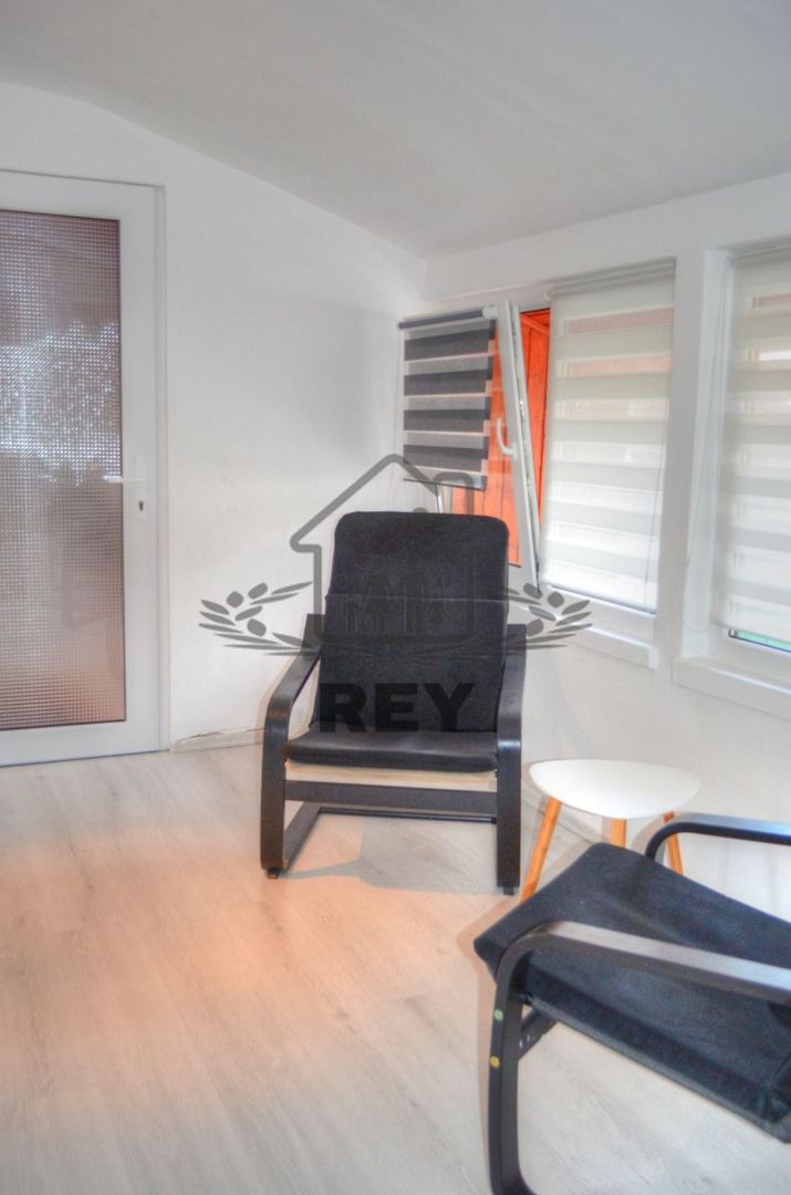 Apartament renovat, 2 camere cu terasa,, zona Constituției - Poză 21