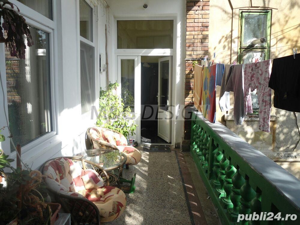 Apartament 5 camere zona Sinaia - cladire istorica - Poză 8