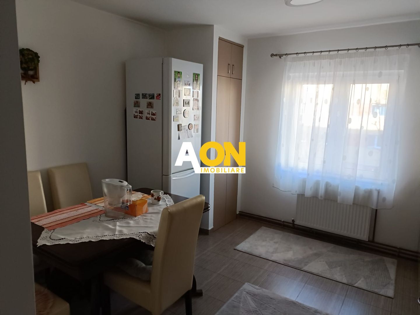 De inchiriat apartament 2 camere, etaj intermediar, Cetate - Poză 5