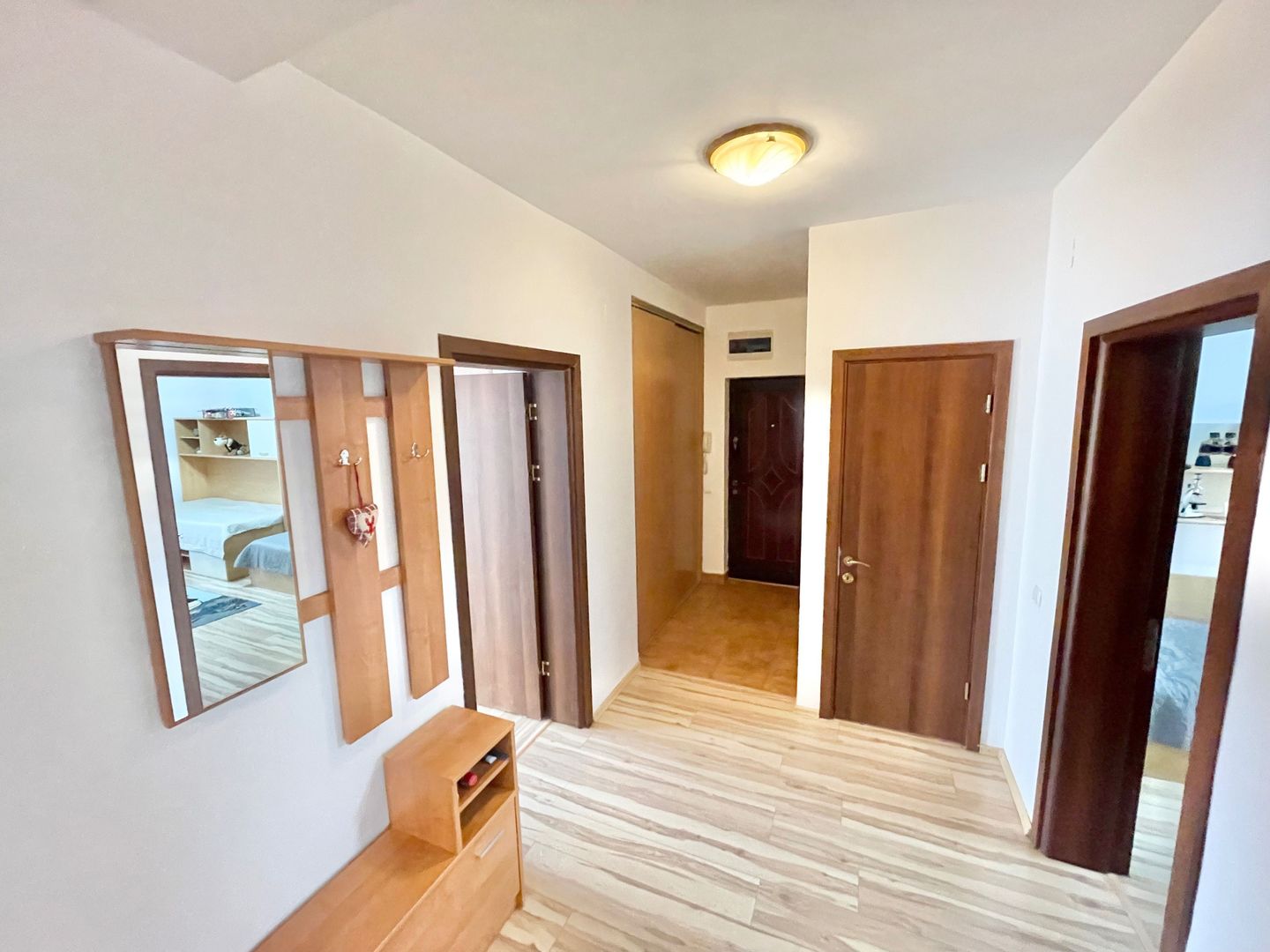 APARTAMENT 3 CAMERE SPATIOS COMPLET MOBILAT | STRAND 2 | LOC DE PARCARE - Poză 4