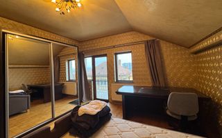 apartament 3 camere 100 mp pe 2 etaje zona Horea central, de închiriat - Poză 11