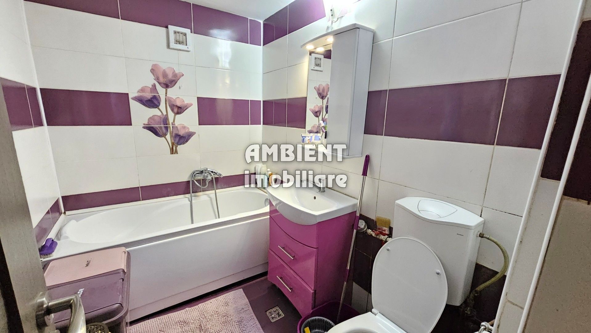 Apartament cu 2 (3) camere, parter, mobilat și utilat, zona CARTIER; - Poză 6