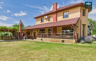 Vilă cu 6 camere - Zona Subcetate - Arad