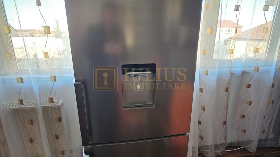 3 camere, zona centrala, centrala proprie, ideal pentru studenti, familie - Poză 9