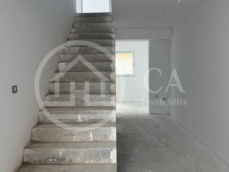 Casa de vanzare tip duplex cu 5 camere in Paleu, Oradea - Poză 7