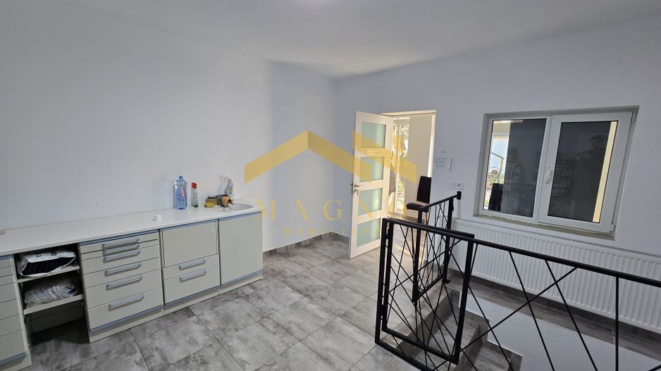 Casa de inchiriat in Vladimirescu (pretabil pentru Birou,Cabinet etc.) - Poză 16