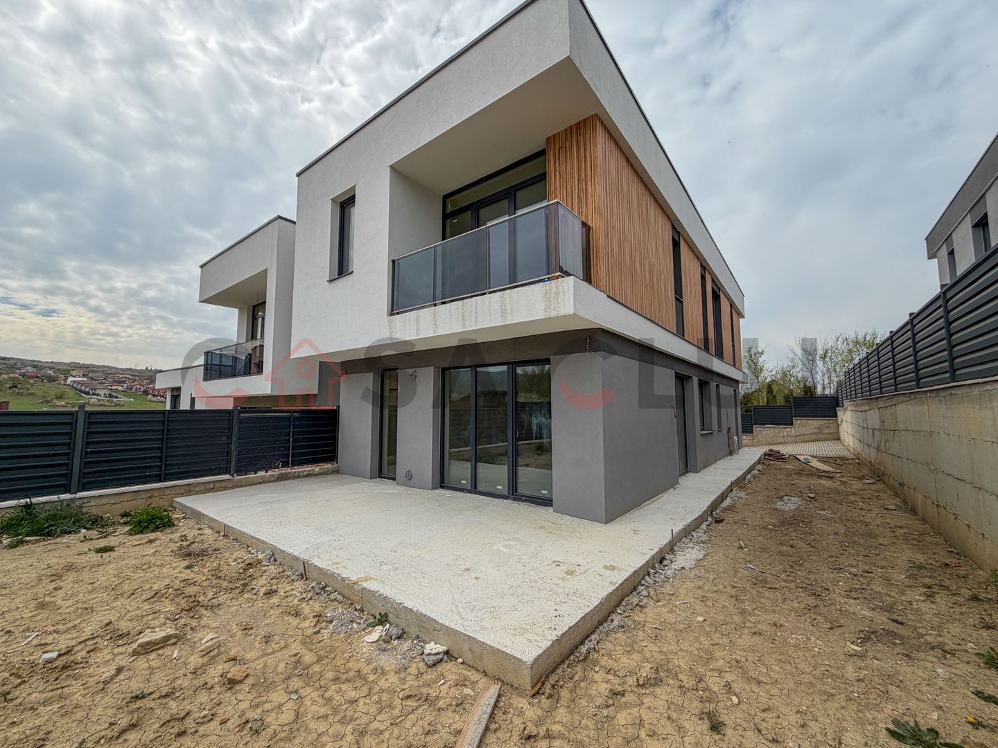 Casa de vânzare în Borhanci – Locație excelentă - Poză 1