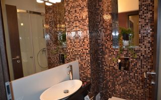 APARTAMENT SPATIOS DE 3 CAMERE LA INCHIRIERE IN ZONA PRIMAVERII - Poză 8