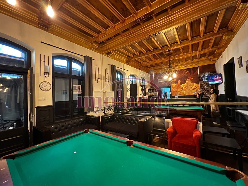 Vila - Piata Romana - Amzei - Poză 3