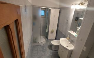 Apartament 3 camere /PARTER/Focsani/72 mp/SCOALA 10 - Poză 3