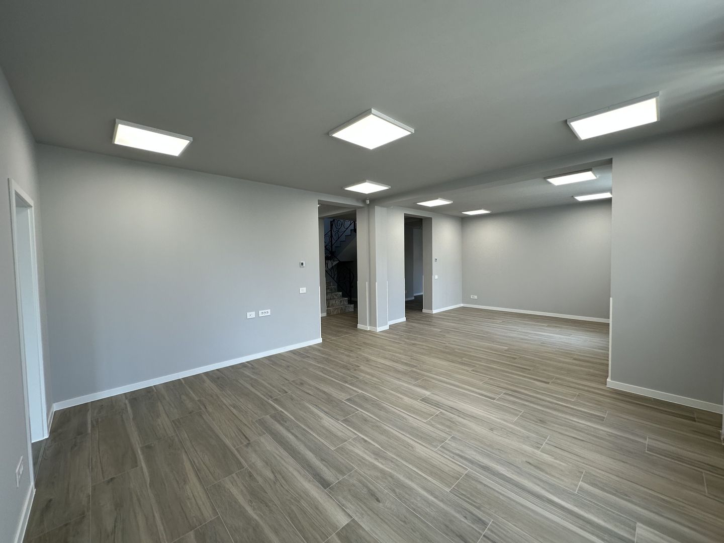 Casa pretabila birouri - Poză 14