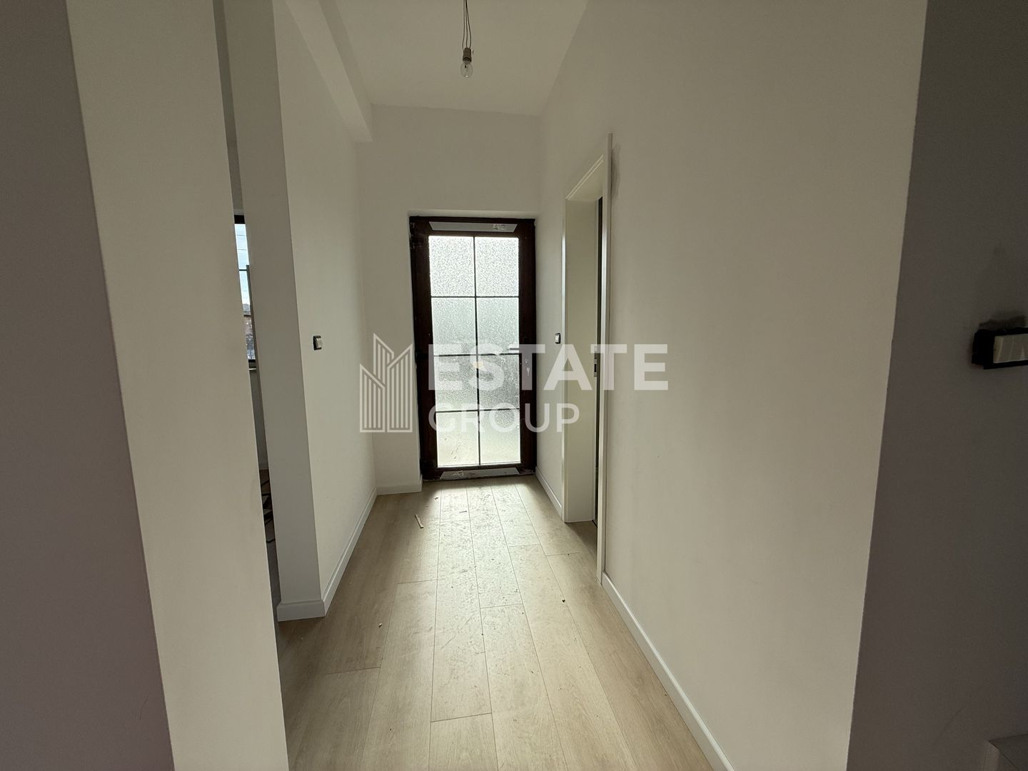 Duplex cu 3 camere despartit prin camera tehnica in Mosnita Noua - Poză 3