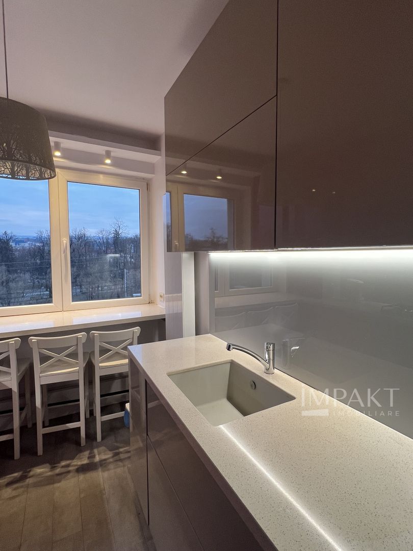 Apartament Modern,  Recent Renovat in Centrul Orasului! - Poză 10