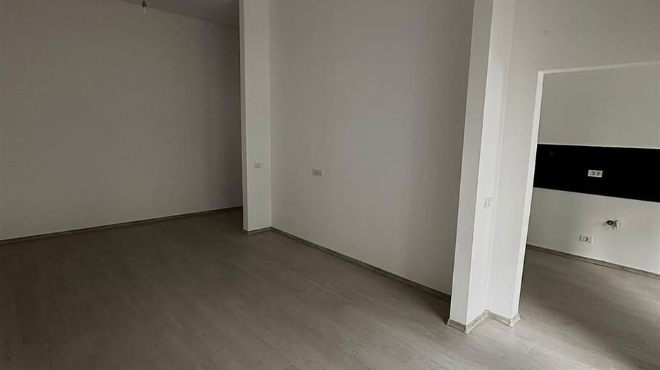 Apartament NOU cu 2 Camere zona Nufarul - Poză 2