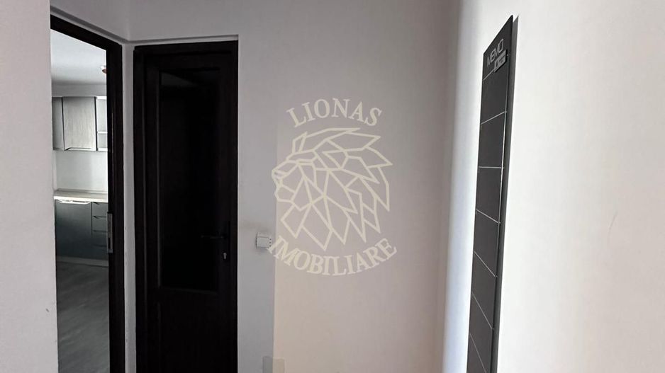 Spatiu birou 60 mp+terasa-renovat-parcare-Nasaud, Zona Centrala - Poză 8