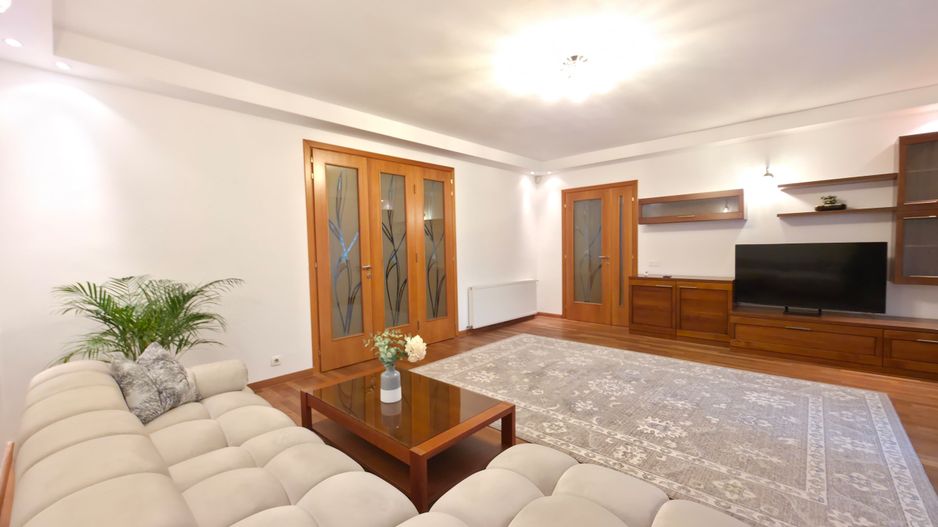 COMISION 0% - Baneasa Vila P+1+M 6 camere curte 550mp, Garlei-Dobrogeanu Gherea - Poză 4