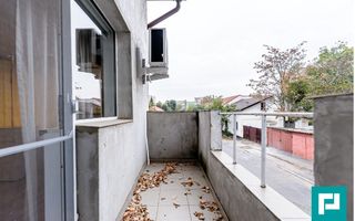 Proprietate cu 5 camere Aurel Vlaicu - Poză 19