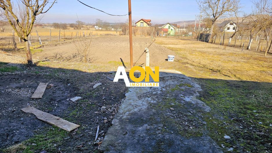 Casa 4 camere + anexe, 2084 mp teren, Totoi, la 10 km de Alba Iulia - Poză 4