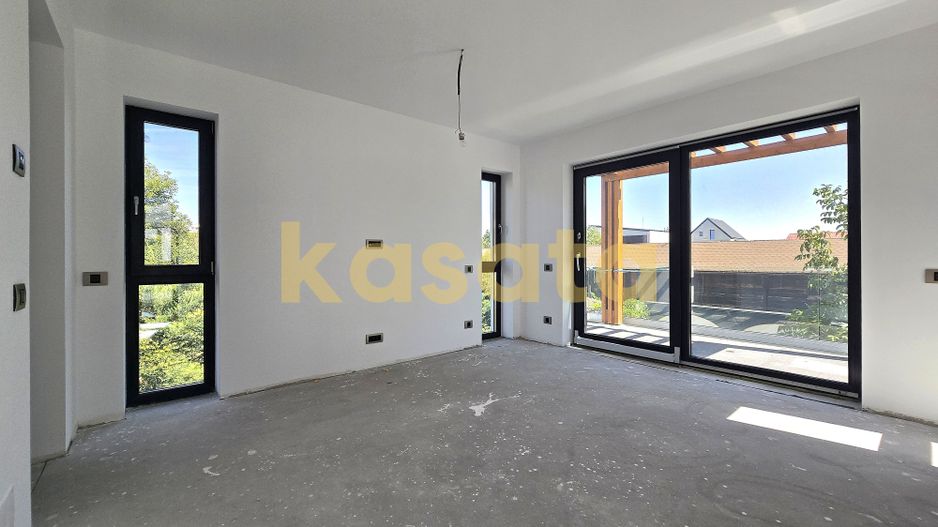 Vila Sisesti | 4 camere | Curte libera 211 mp | VIDEO - Poză 7