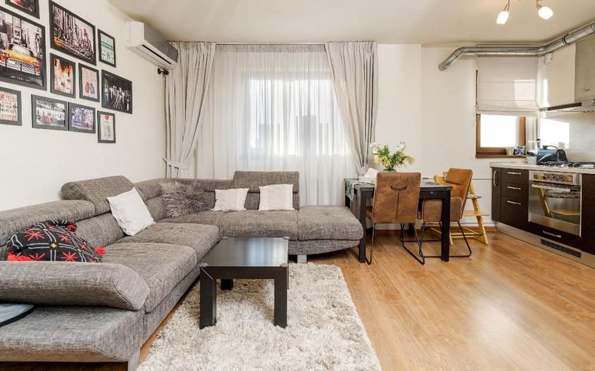 Apartament 3 camere superb Favorit - Poză 1