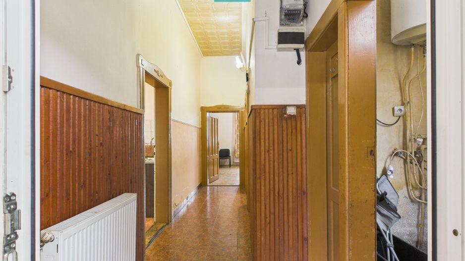 CONAC IMPRESIONANT ÎN GHIOROC - Poză 51