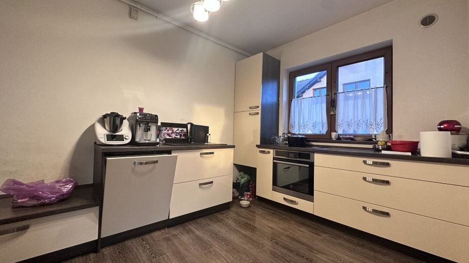 Apartament 3 camere, 2 bai, etajul 2 - Cart. Arhitectilor - Poză 6