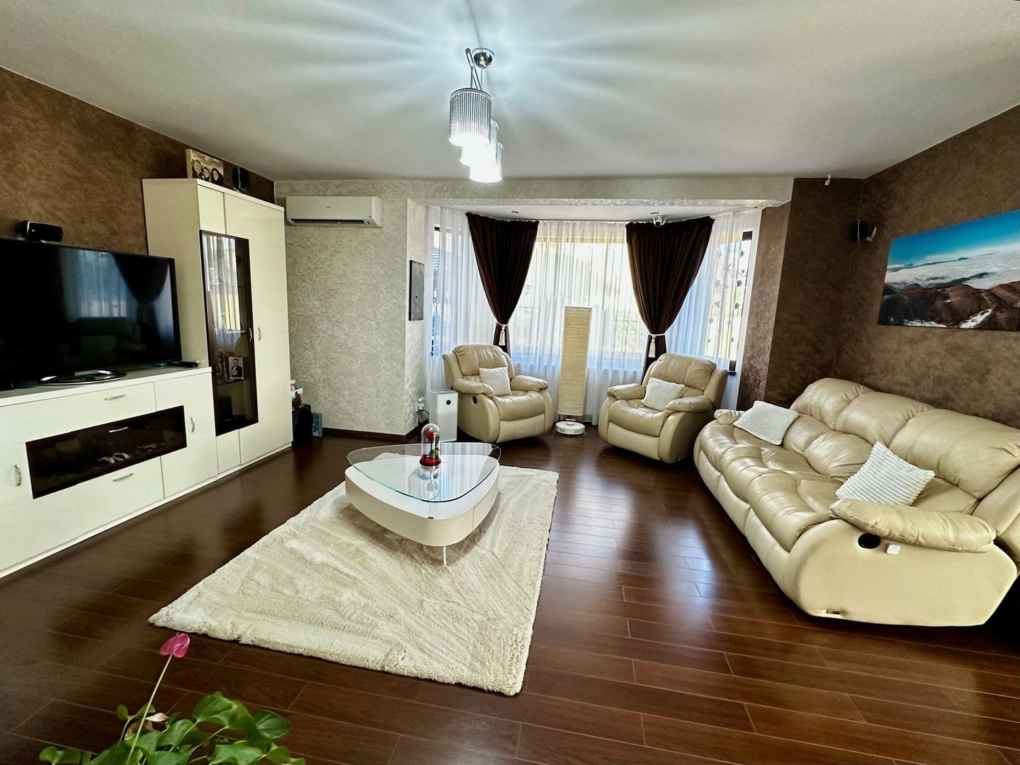 Casa in Chiajna in complex cu circuit inchis - Poză 3