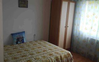 Apartament cu 2 camere, complet mobilat, într-o zonă liniștită. - Poză 4