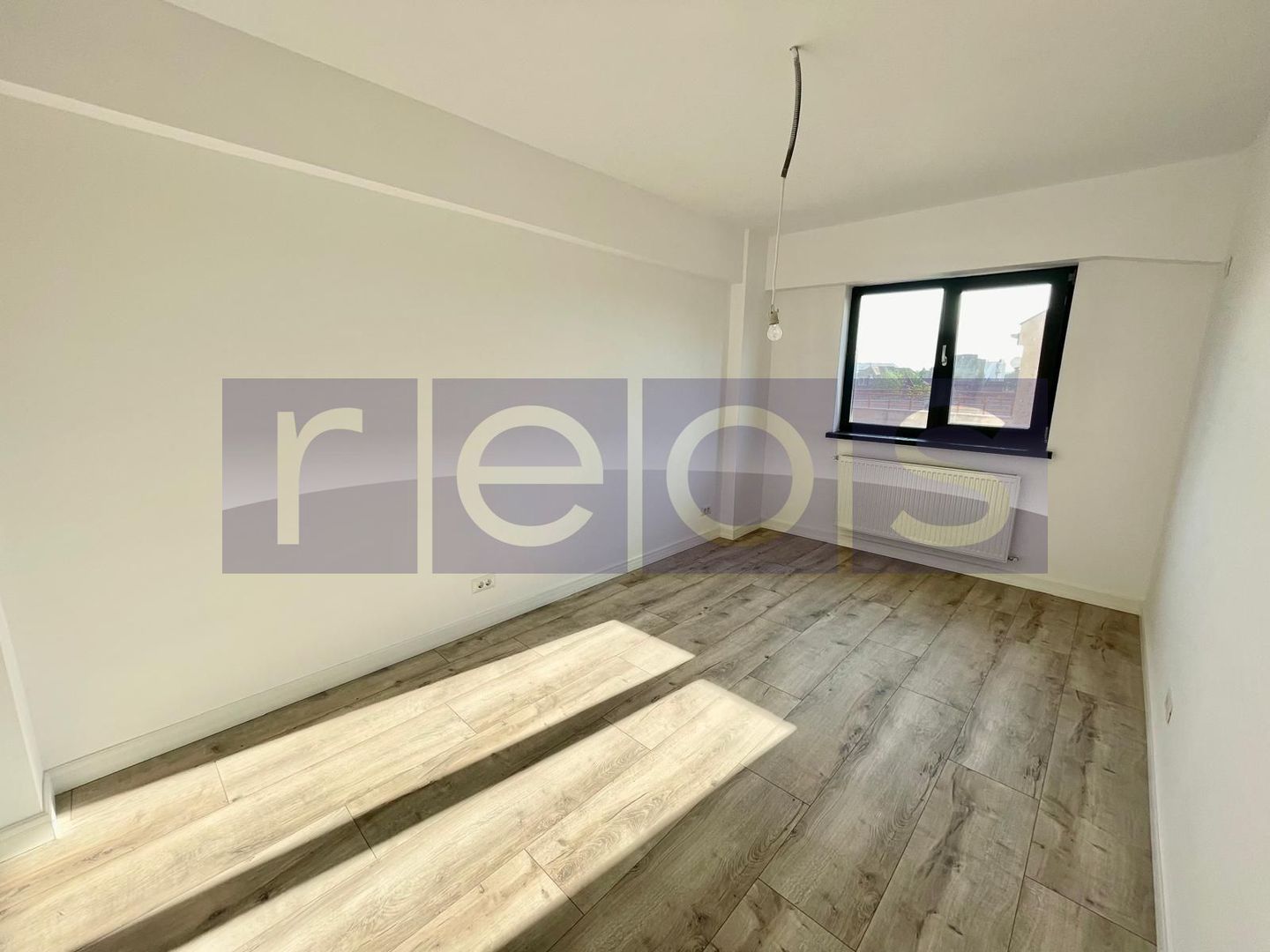 VANZARE APARTAMENT 3 CAMERE TEPES VODA CALEA CALARASILOR 87MP MANSARDA - Poză 5