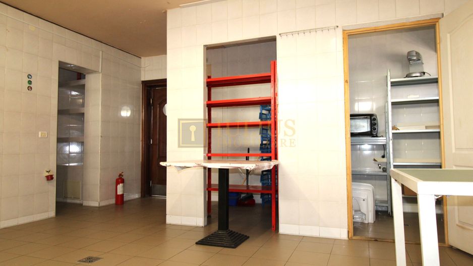 Casă individuală – Dumbrăvița, mobilata si utilata, spatii generoase. - Poză 11