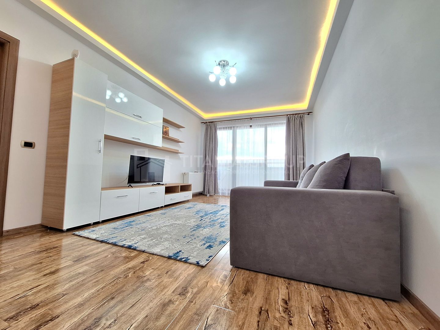 Apartament decomandat ultraspatios 72mp, 2 bai, Isaran Coresi - Poză 2