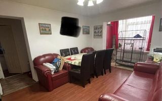 Ag EUROPA vinde ap 2 cam MOBILAT 42mp Etaj 3 pe Botizului. - Poză 3