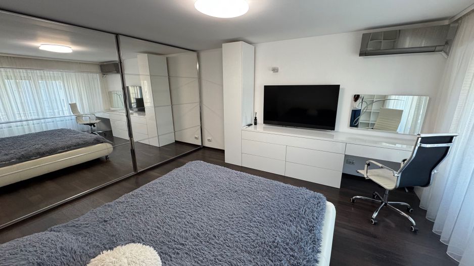 Închiriez garsonieră modernă, Decebal - Piața Muncii - Poză 2