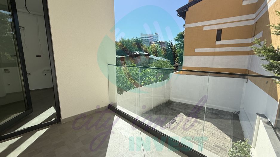 Bloc boutique la cateva minute de metrou Muncii - Poză 14